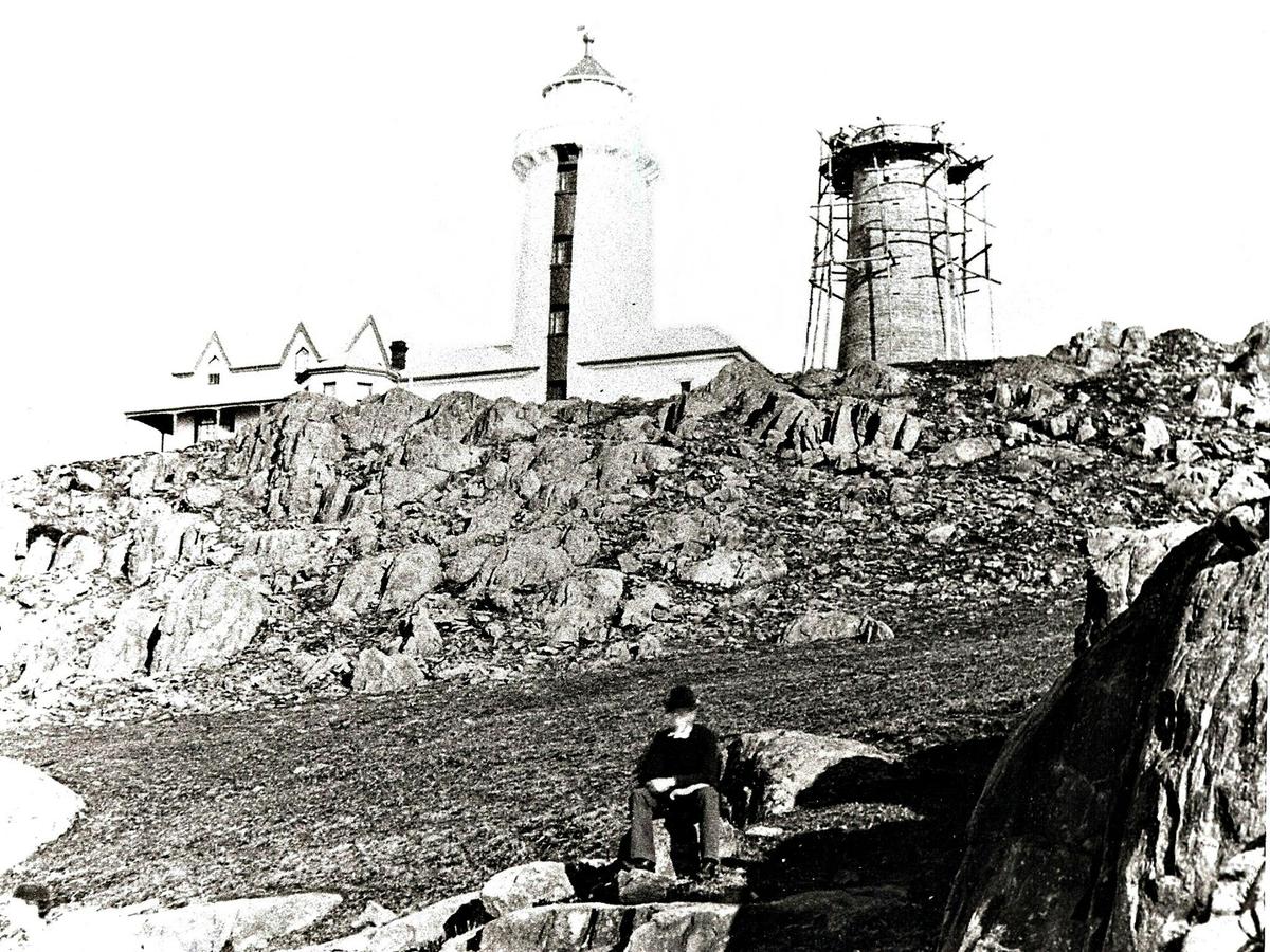 1888- building the new lighthouse