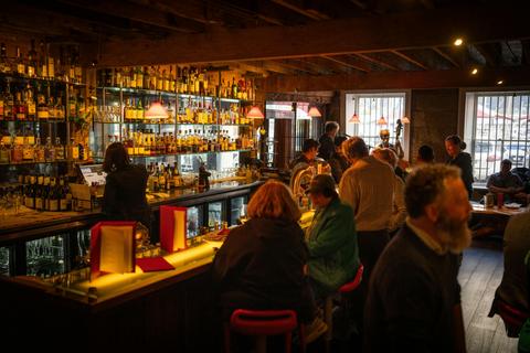IXL Long Bar at The Henry Jones Art Hotel
