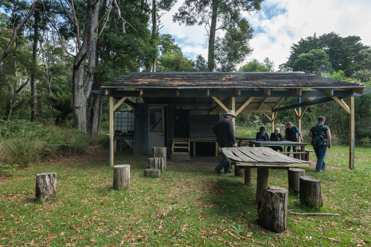 Leven River Picnic Cruise