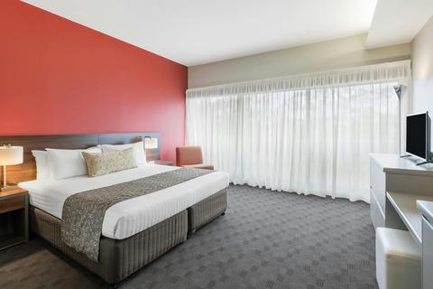 Superior Room King Bed