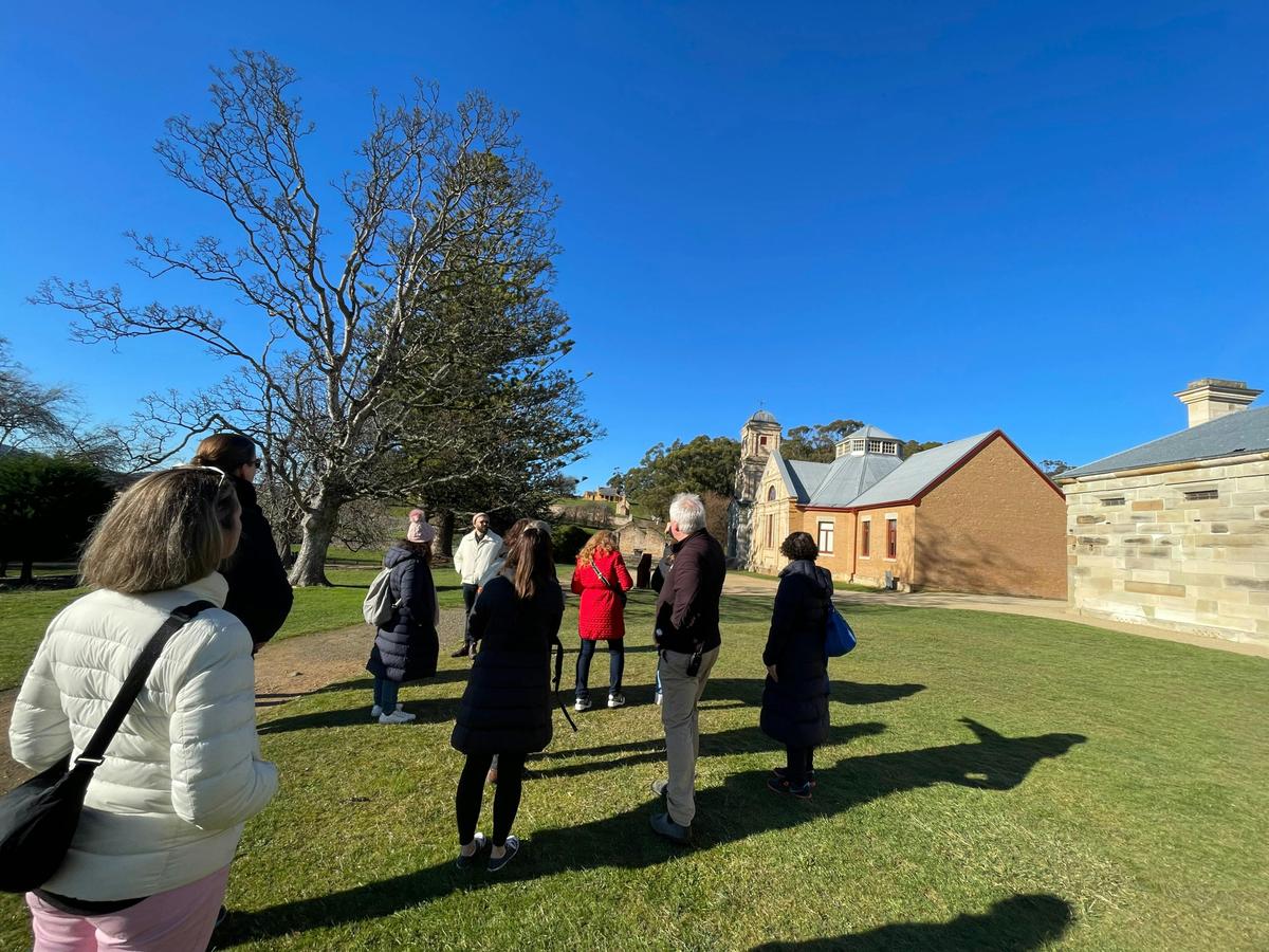 Localing Private Tours Tasmania