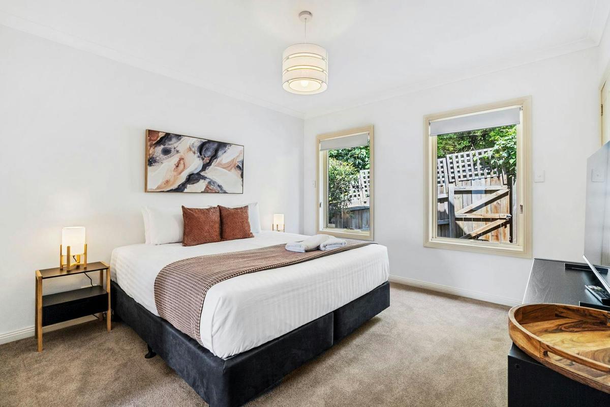 3rd Bedroom King Bed with Ensuite and View