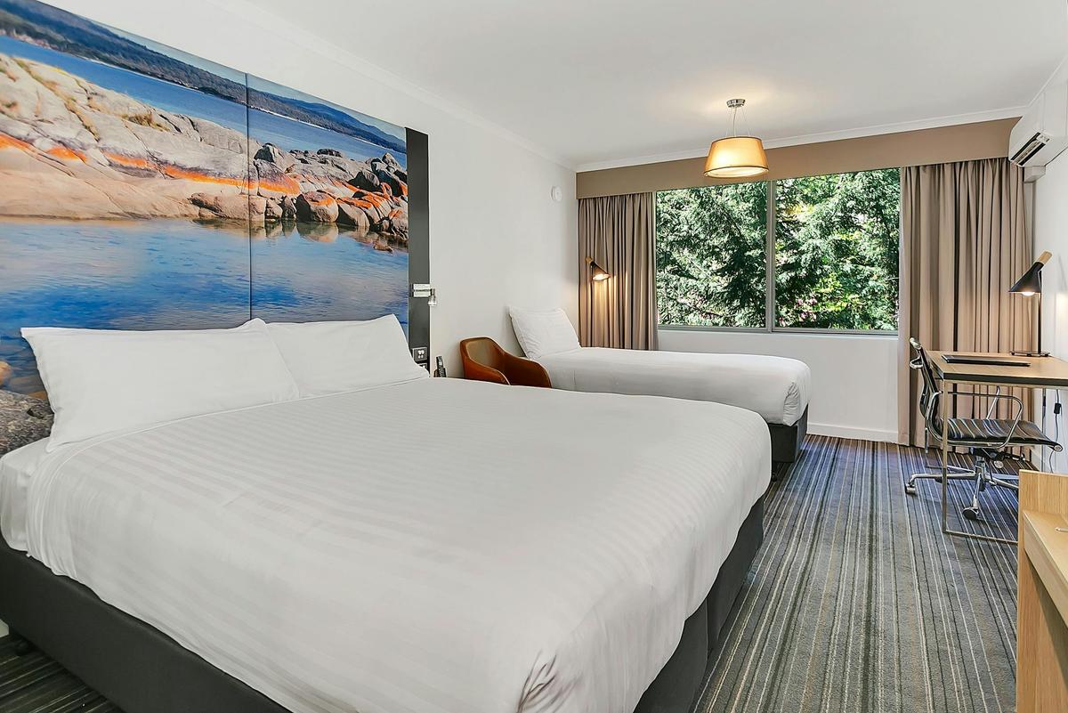 Deluxe Room 1 king bed + 1 single bed