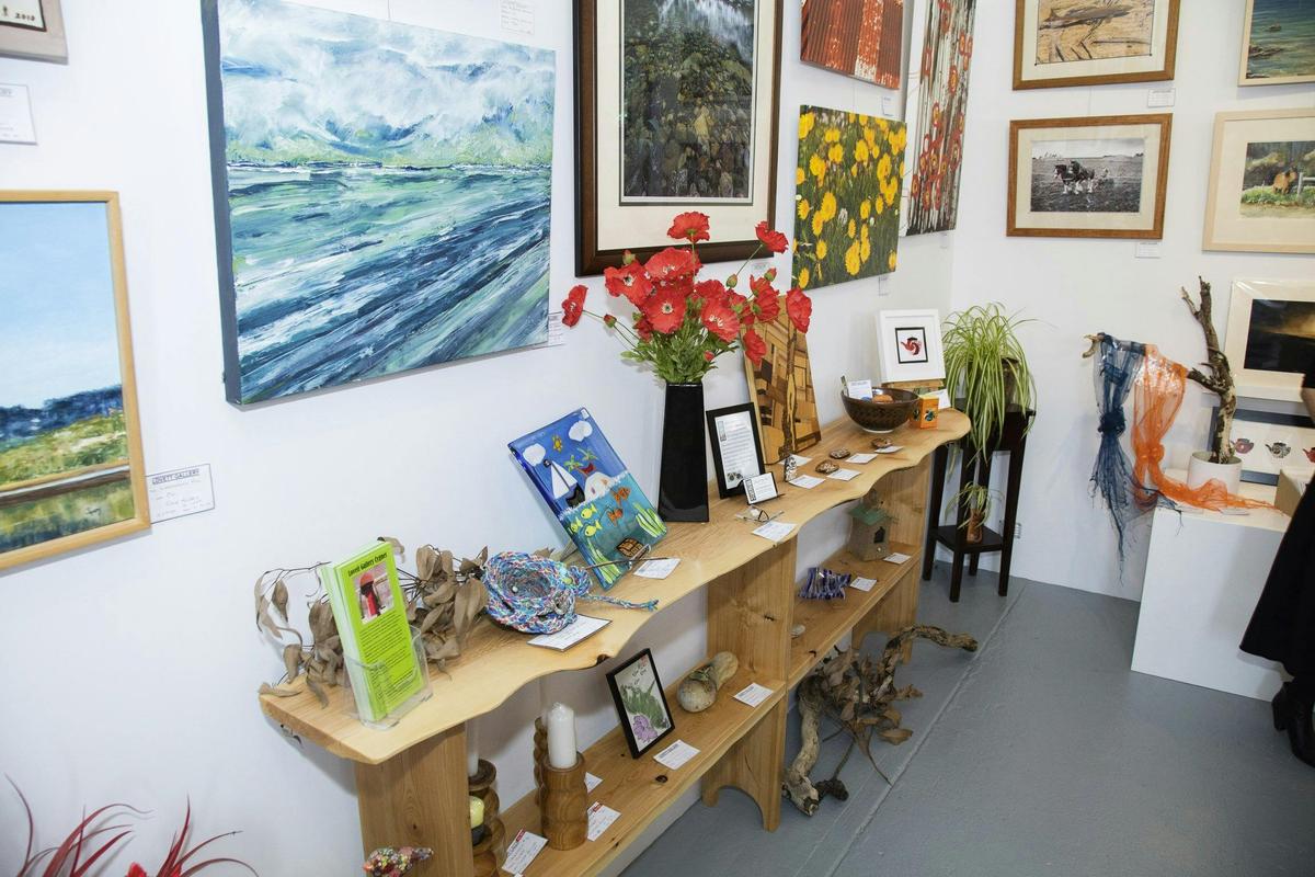 Lovett Gallery Cygnet