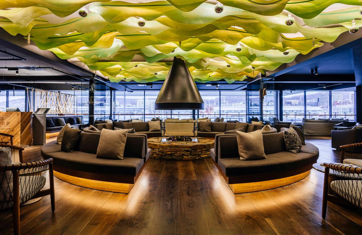 MACq 01 Lounge
