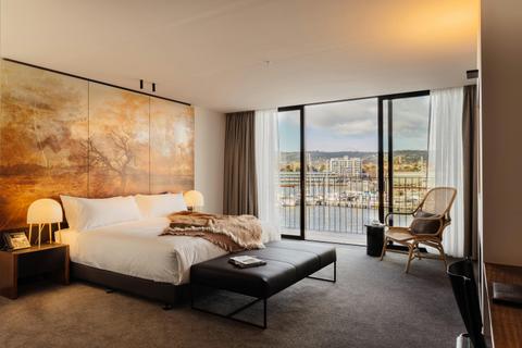 Luxury Waterfront Suite