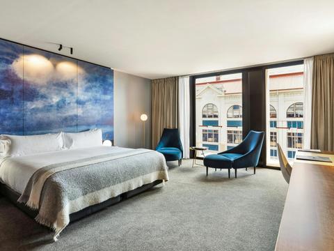 Hunter Street Room