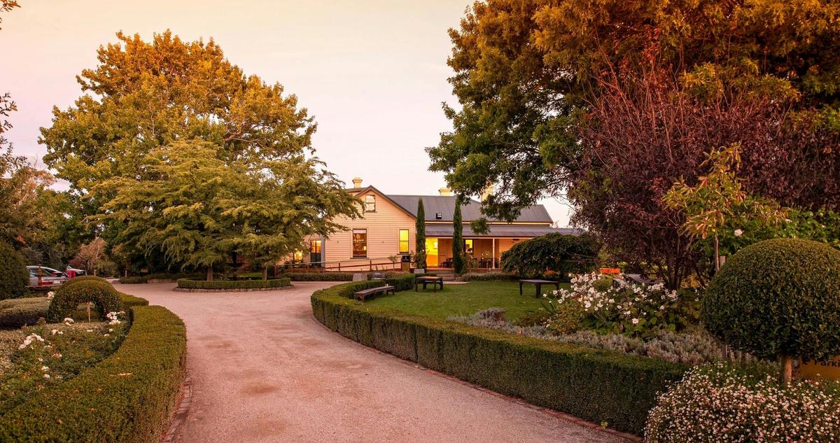 7 Day Luxury Tasmanian Landscape Adventure