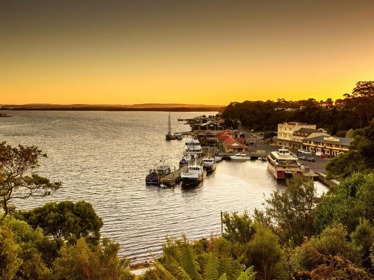 Epic Tasmania: Walks, Wildlife & Waterways