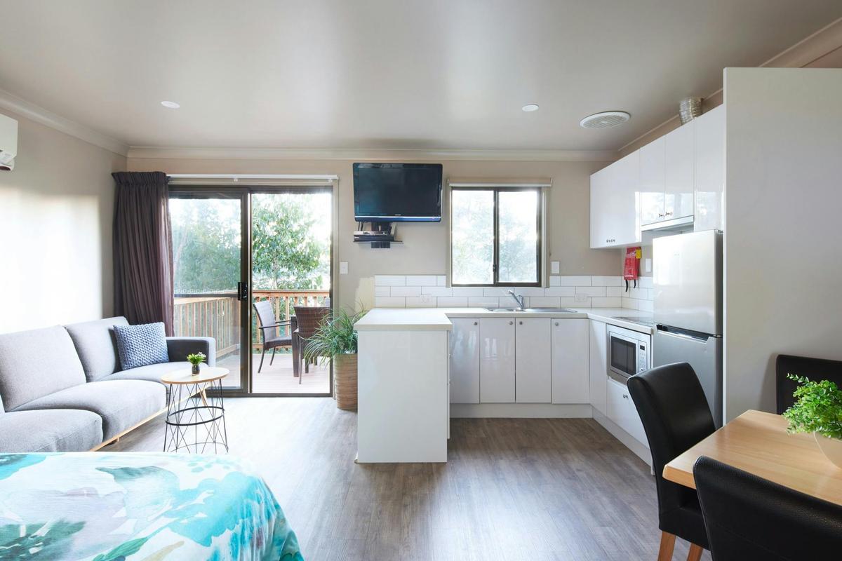 Deluxe Waterview Cabin