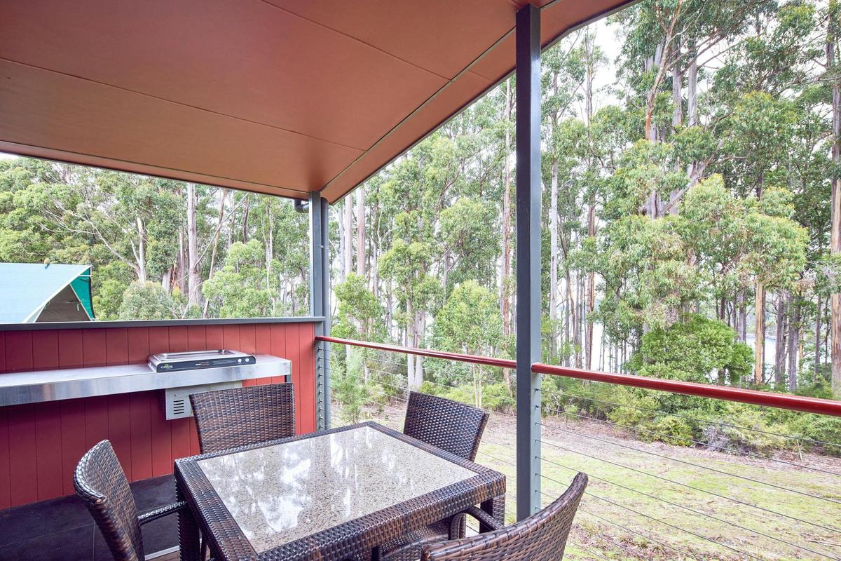 Peninsula Cabin