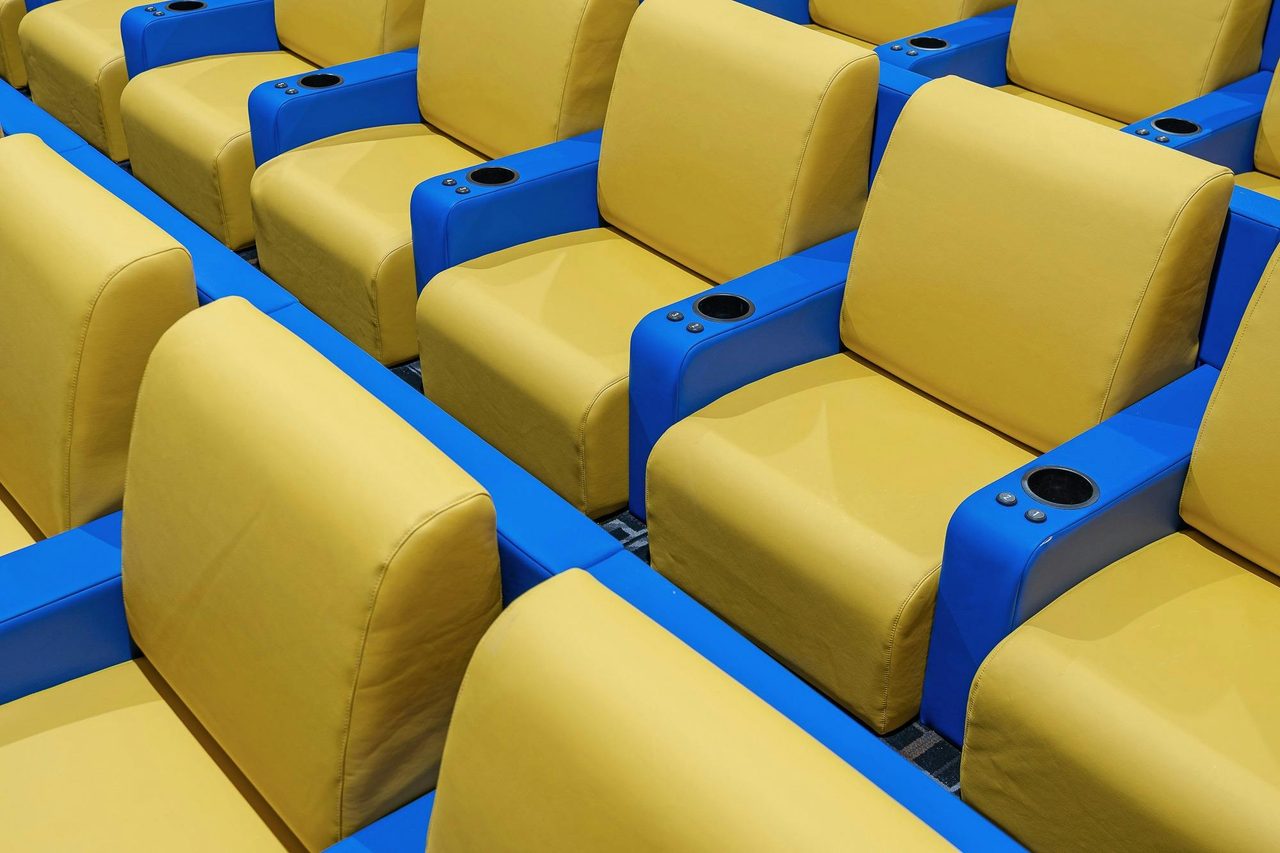 Regent Junior Seats
