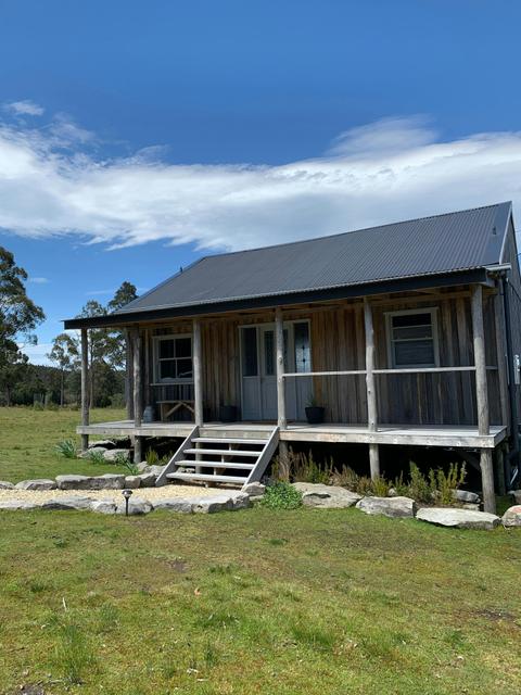 Misty Ridge Cottage