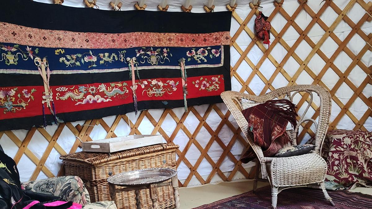 Chillout Yurt for us girls COTU