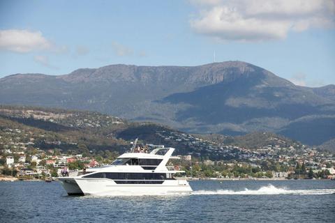 Peppermint Bay River Derwent Guided Cruise