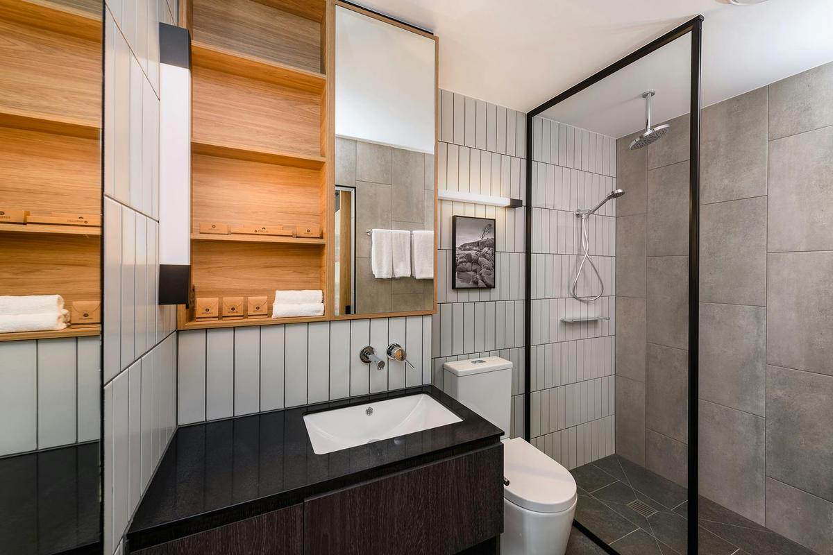 Movenpick Hotel Hobart Bathroom