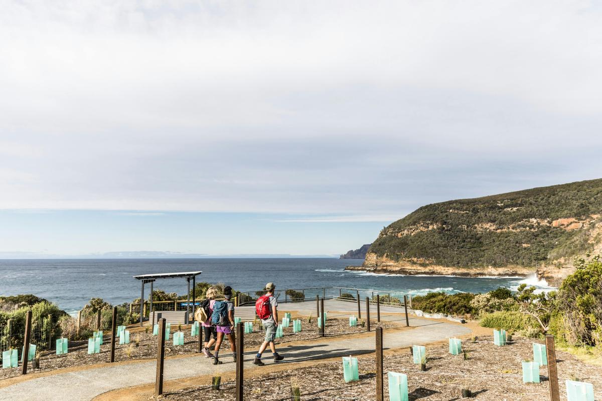 Maignon Bay lookout is accessible from the carpark