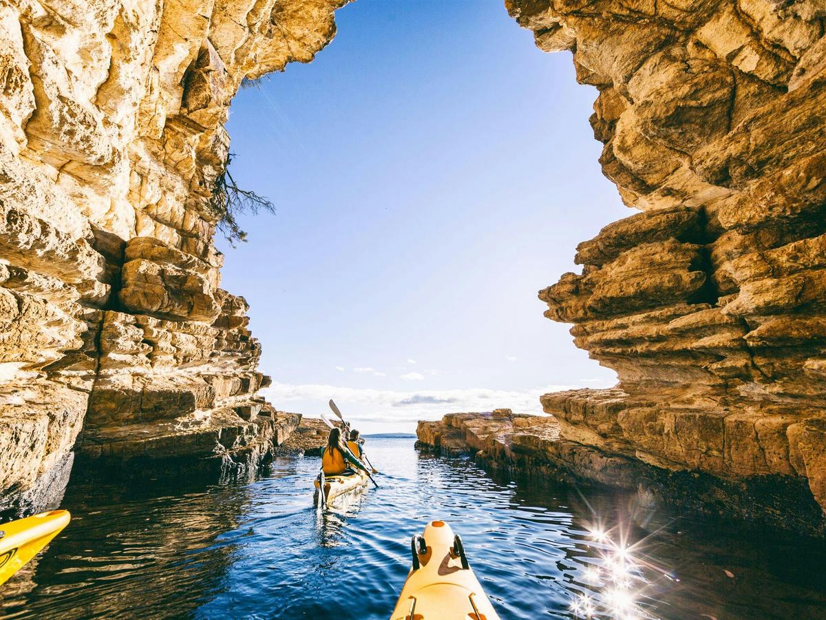 Roaring 40s Kayaking