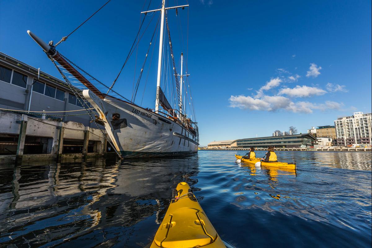 Hobart City paddle