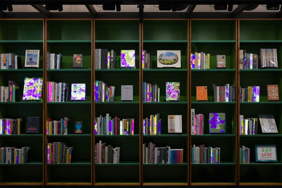 Phrontisterion Shelves