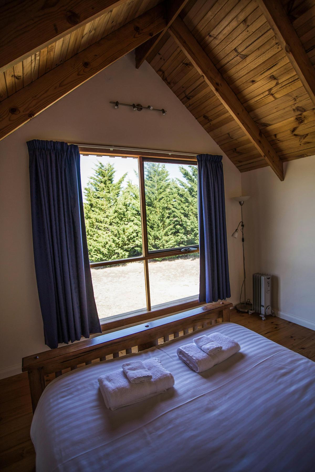 Pinot Cottage Bedroom