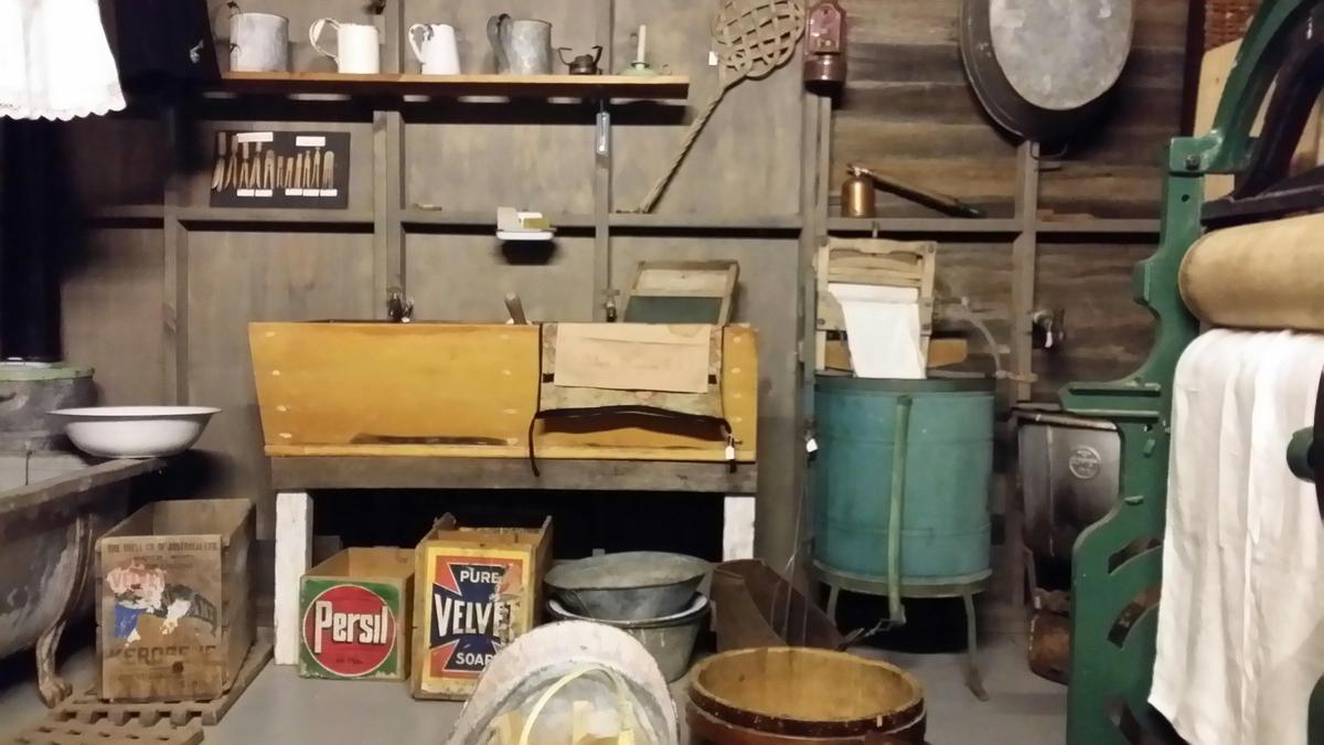 Colonial washroom