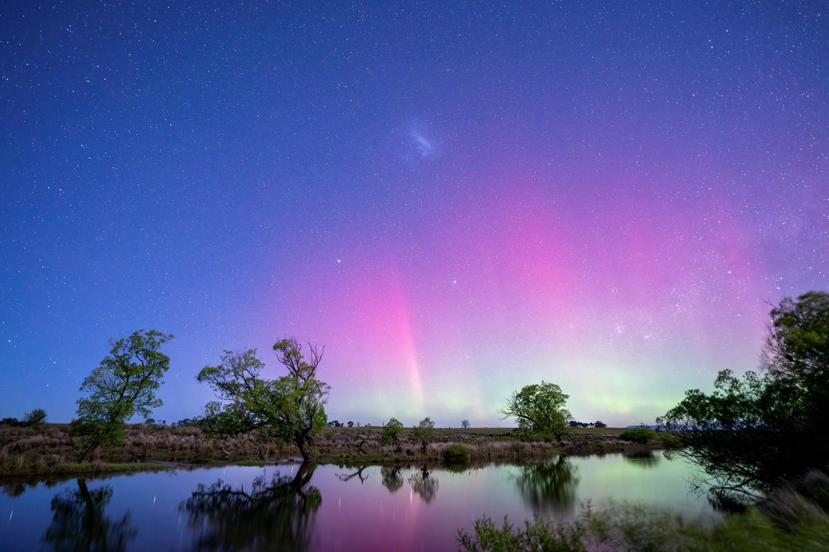 Aurora on South Esk River