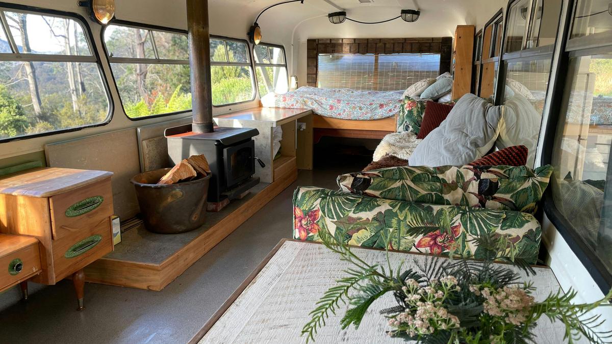Sea Cliff Lookout Bus