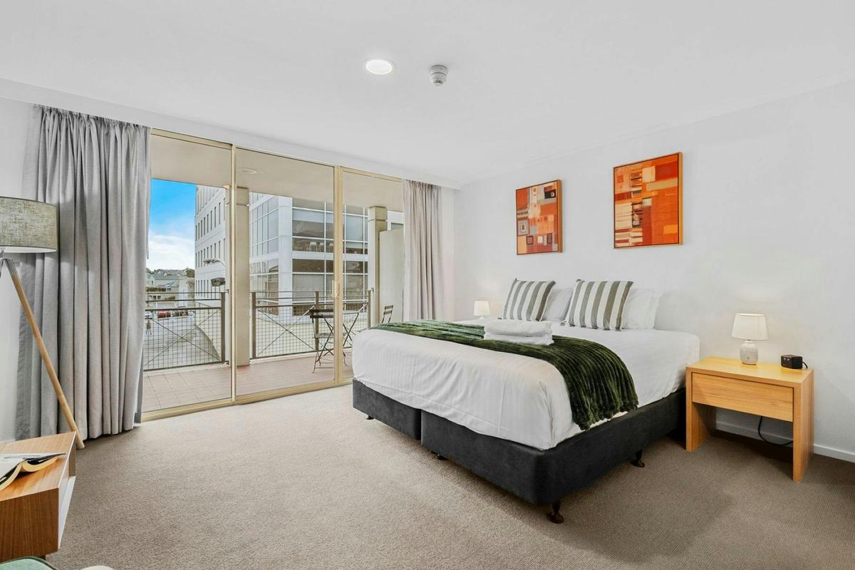 Main Bedroom King Bed  with Ensuite and Seperate Deck