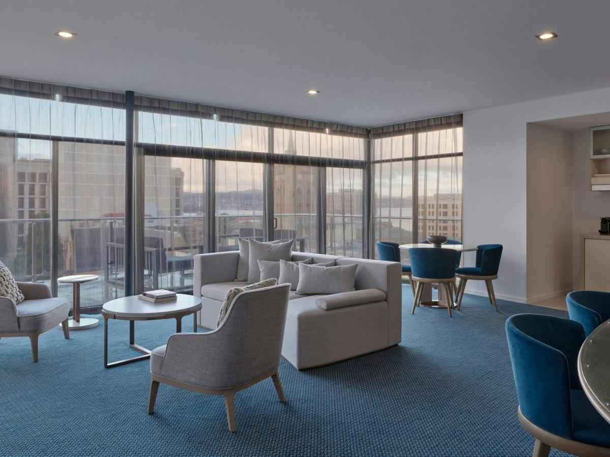 Harbour View Suite