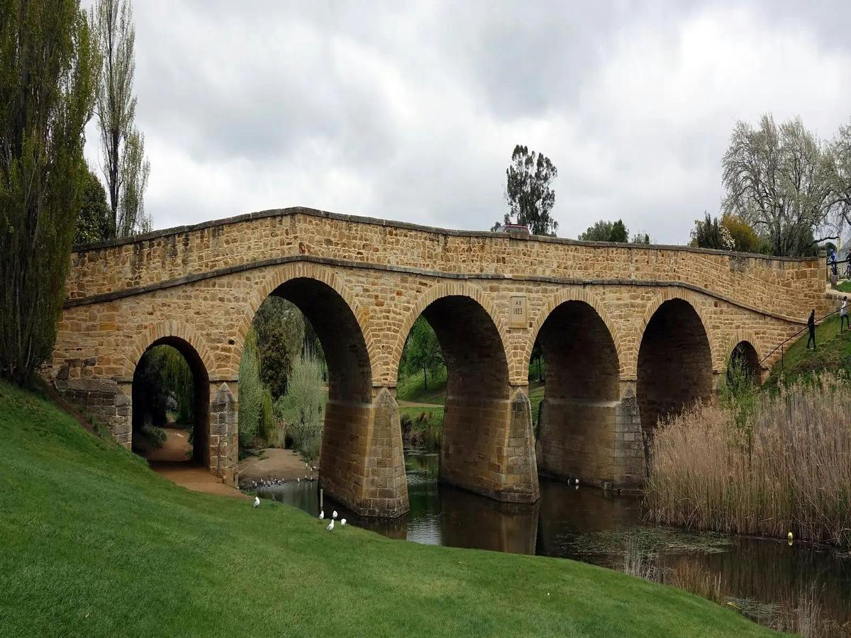 Richmond Heritage Walk 2