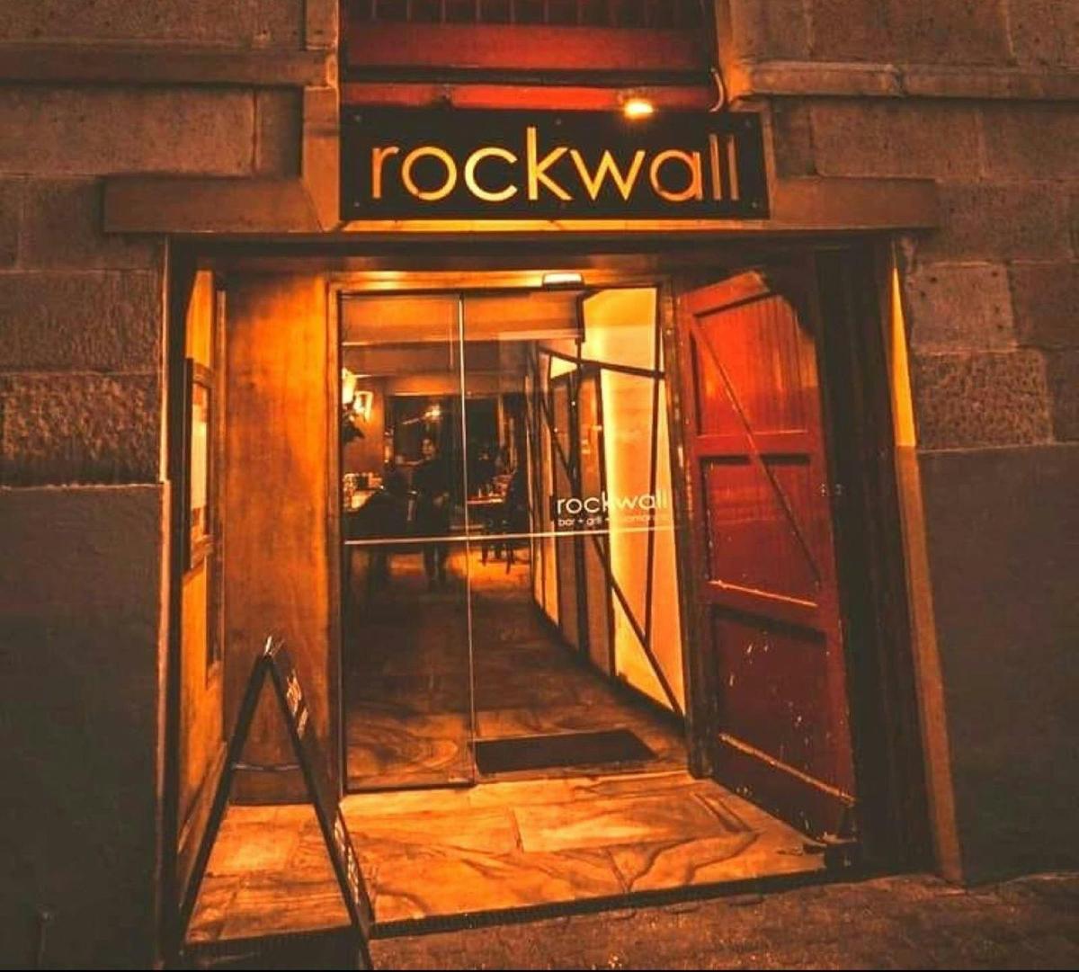 Rockwall Bar and Grill Façade