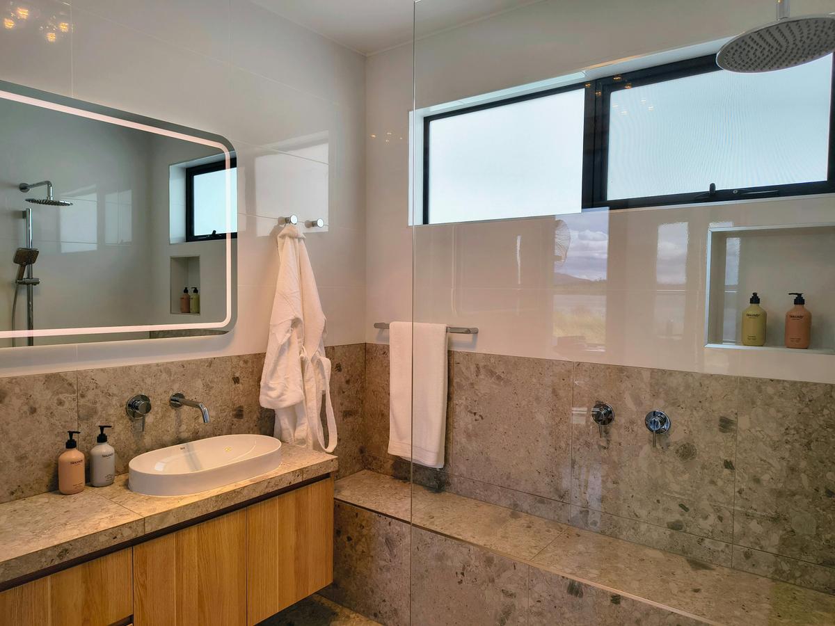 Sand Shacks Bathroom
