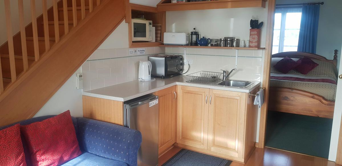 Lady Esther Kitchenette