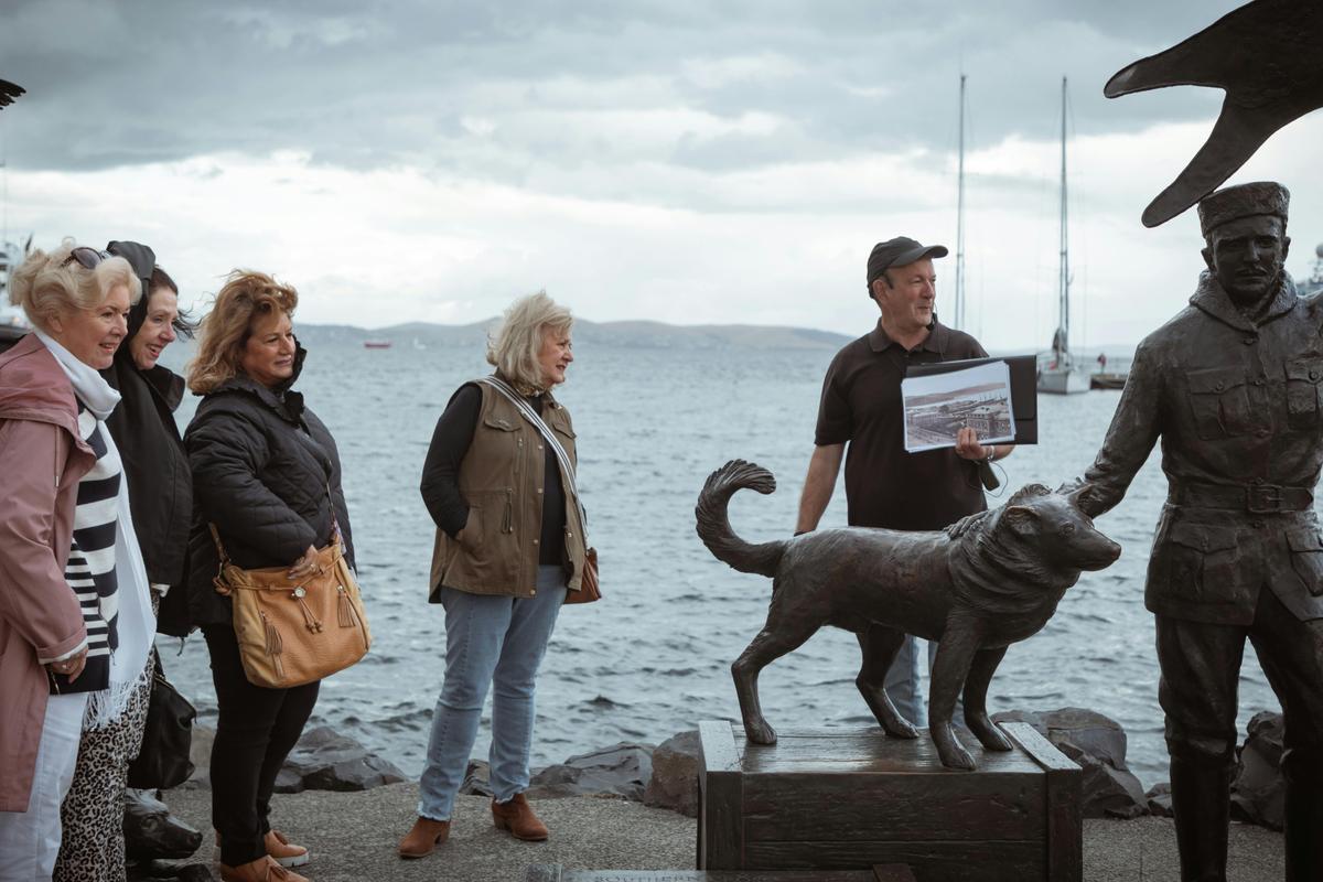Art & History Trail Walking Tour