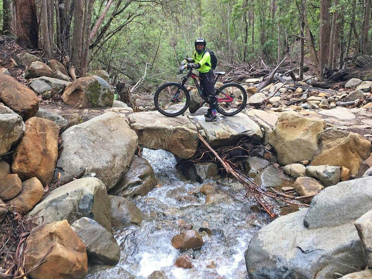 Rock bridge on the North-South Track