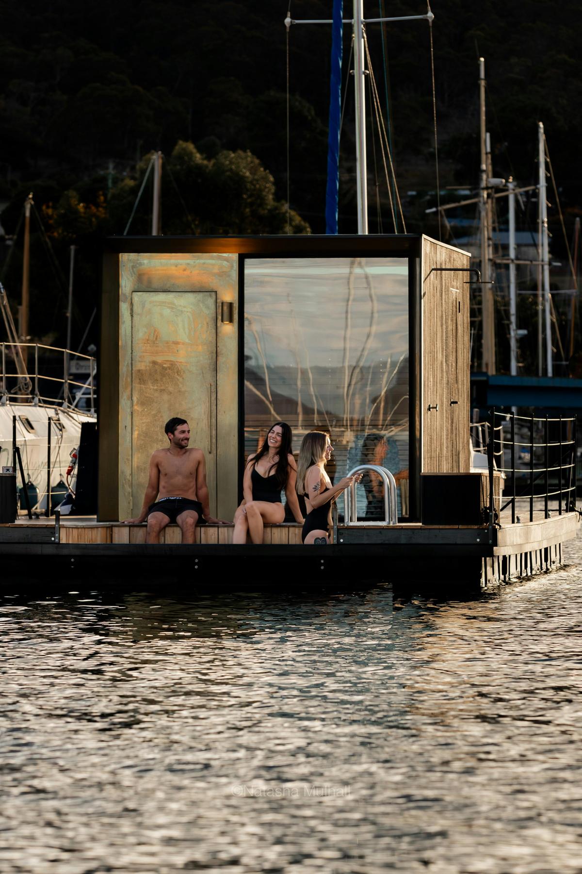 Sauna Boat Tasmania - Overlooking the picturesque Little Oyster Bay
