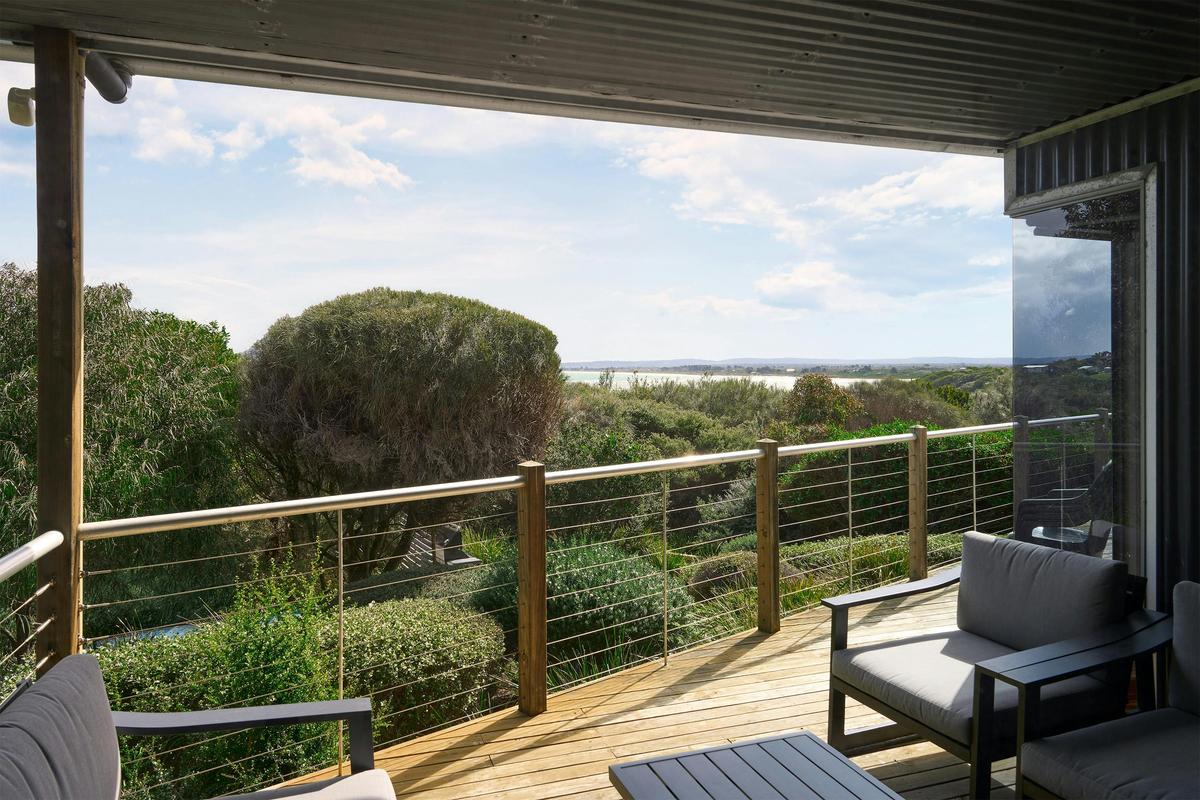 Sundeck