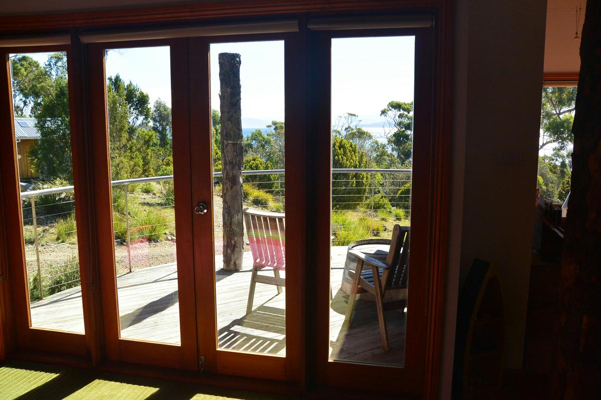 Side Deck, The Tree House Bruny Island