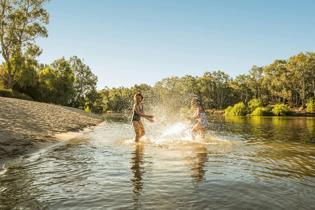 Riverside Wagga Beach