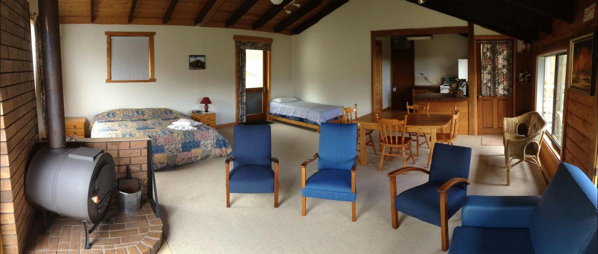 Studio (Lodge)