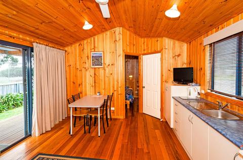 Bay View Family Cabins
