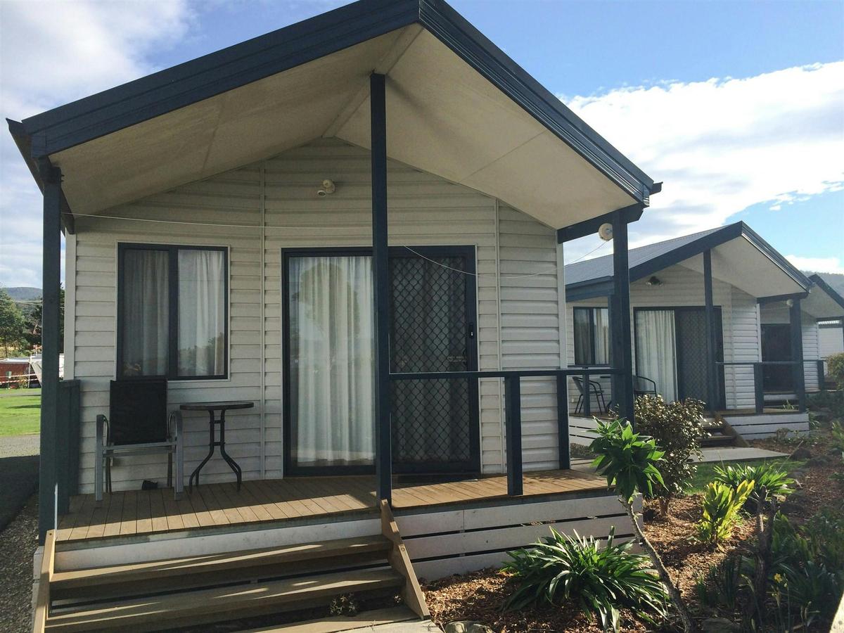 Waterview Cabins