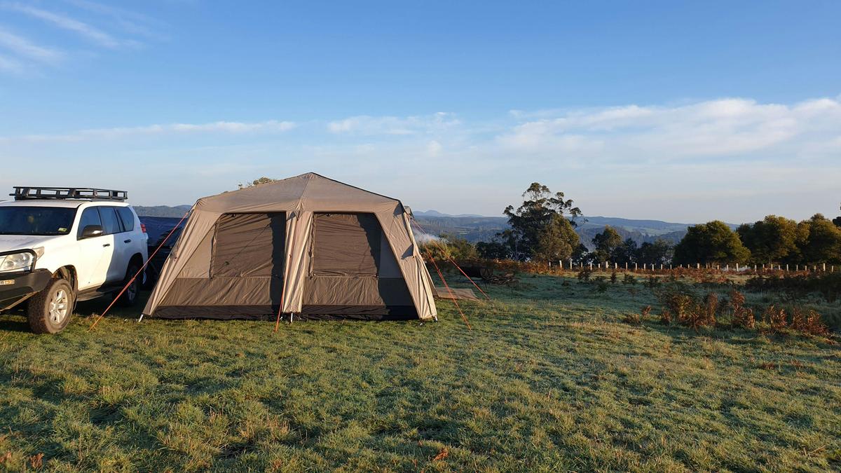 The Farm Cradle Country