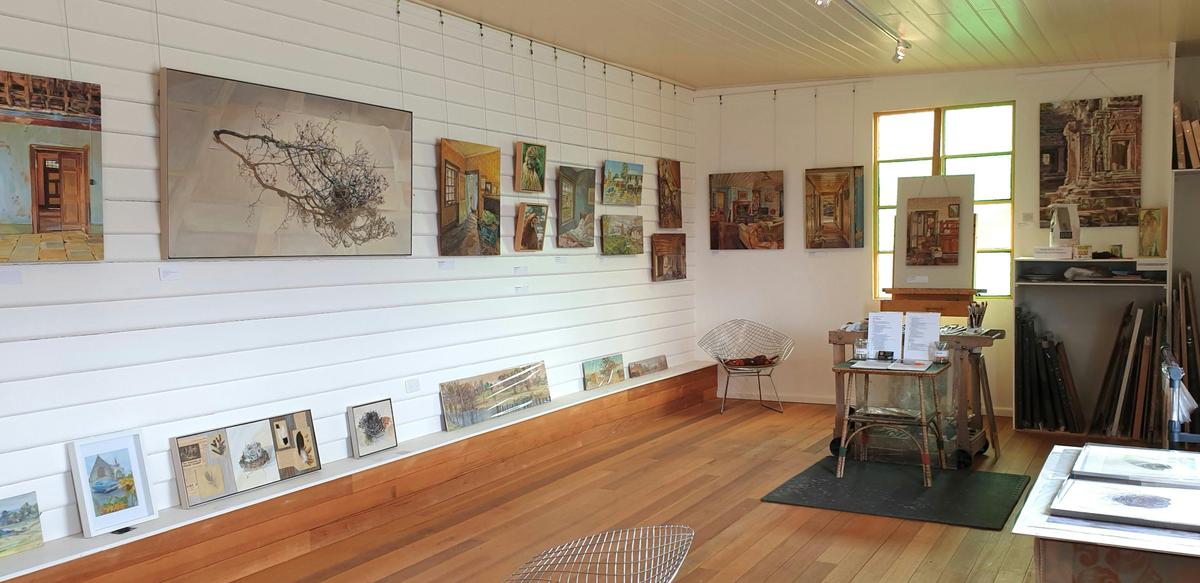 Studio Waterloo side gallery