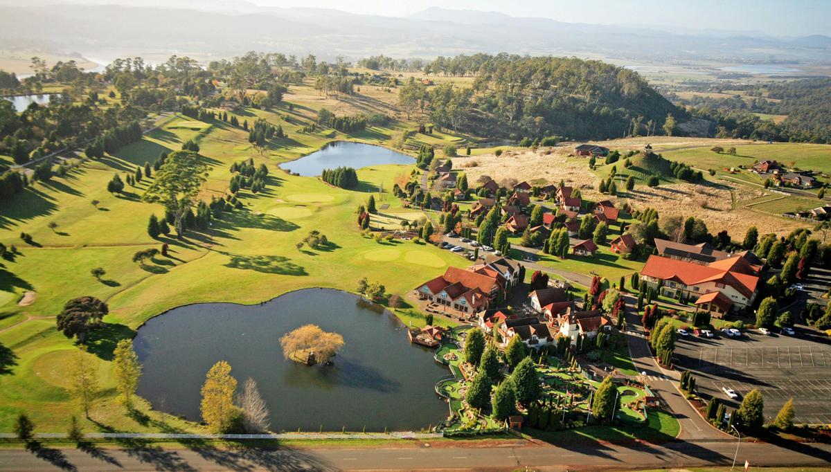 Tamar Valley Resort