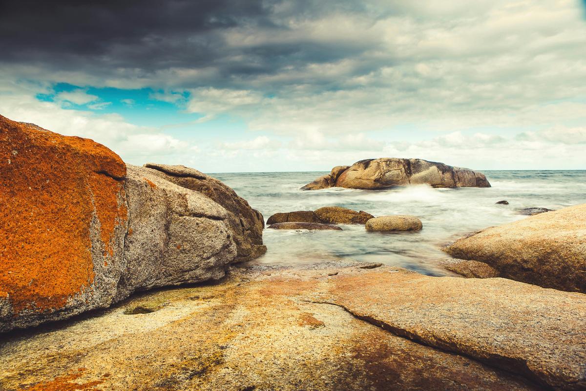 Bicheno Boulders