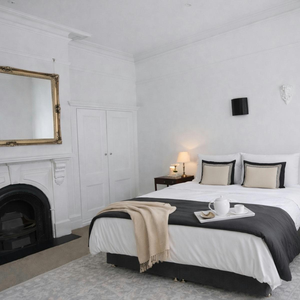Roxburgh House Apartment 1