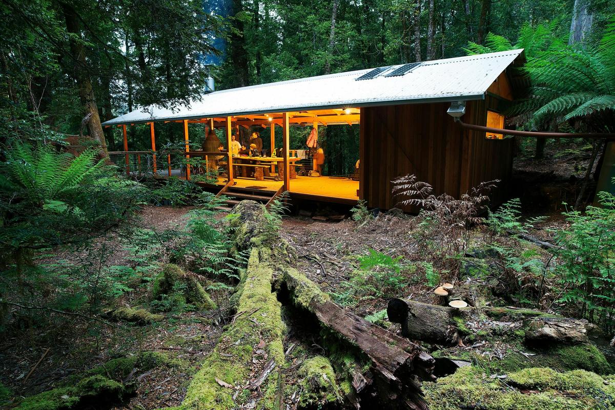 Long house, Tiger Ridge in the takayna/Tarkine rainforest