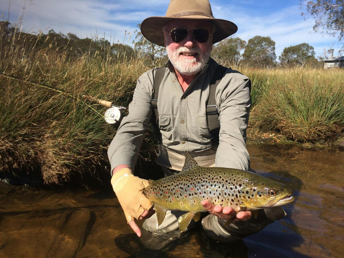 Tasmania Fly Fishing – Guided Trout Fishing Tours